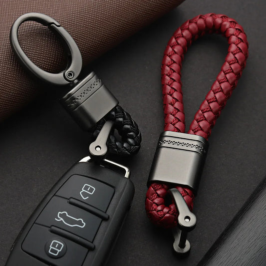 Leather Rope Keychain for Car Hand Woven Horseshoe Buckle Key Rings Couple Auto Gift Detachable Metal Luxury Key Chains K395